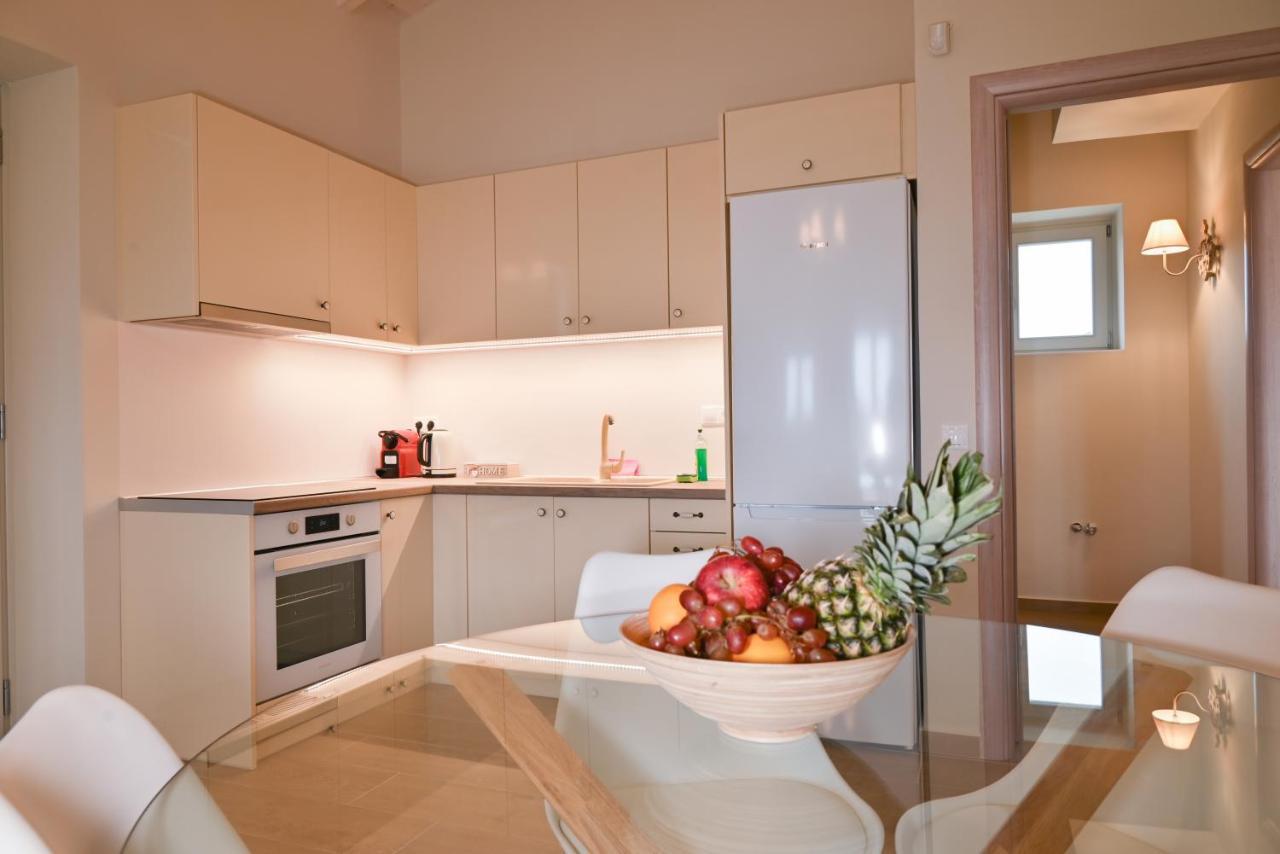 Efmar Exclusive Residences Gythio Zewnętrze zdjęcie