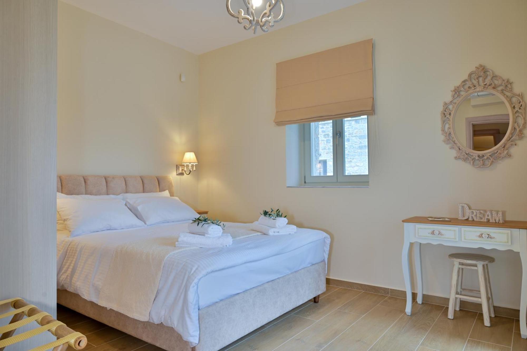 Efmar Exclusive Residences Gythio Zewnętrze zdjęcie